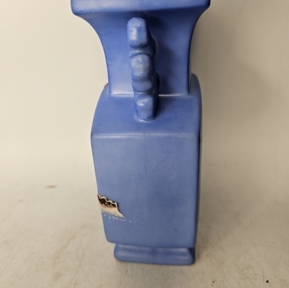 Vintage periwinkle moriage handled vase by The Hinode - Picture 5 of 9